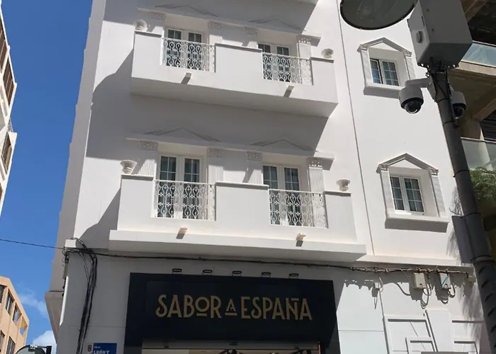 En C/ Leon Y Castillo